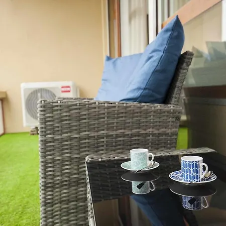 Golden & Blue House, O Seu Novo Espaco No Δωμάτια σε οικογενειακή κατοικία