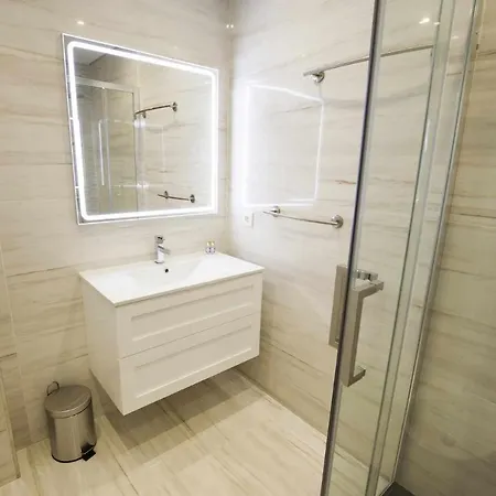 Golden & Blue House, O Seu Novo Espaco No Πόρτο