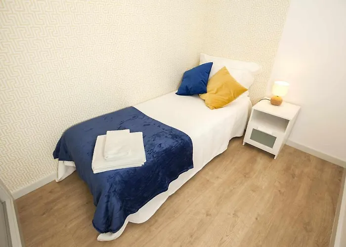 홈스테이 Golden & Blue House, O Seu Novo Espaco No 포르투