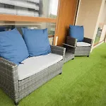 Golden & Blue House, O Seu Novo Espaco No Oporto